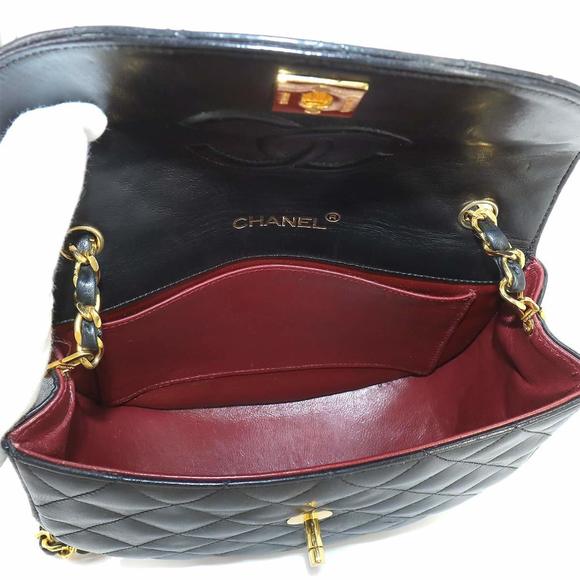 CHANEL Matelasse Half Moon Chain Shoulder Bag Leather Black Gold Hardware Vin... - Picture 7 of 10